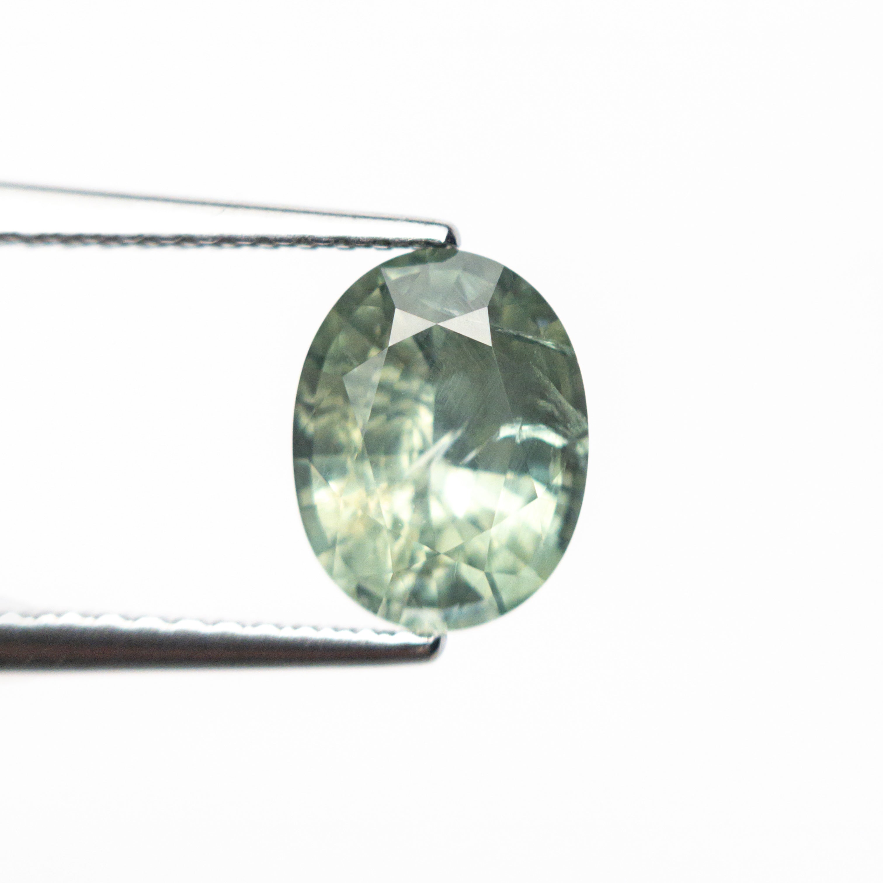 1.97ct 8.43x6.54x4.36mm Oval Brilliant Sapphire 22685-04
