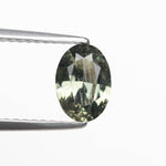 Load image into Gallery viewer, 1.00ct 7.59x5.40x3.04mm Oval Brilliant Sapphire 23051-01
