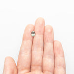 Load image into Gallery viewer, 1.01ct 6.94x5.11x3.31mm Oval Brilliant Sapphire 23426-25

