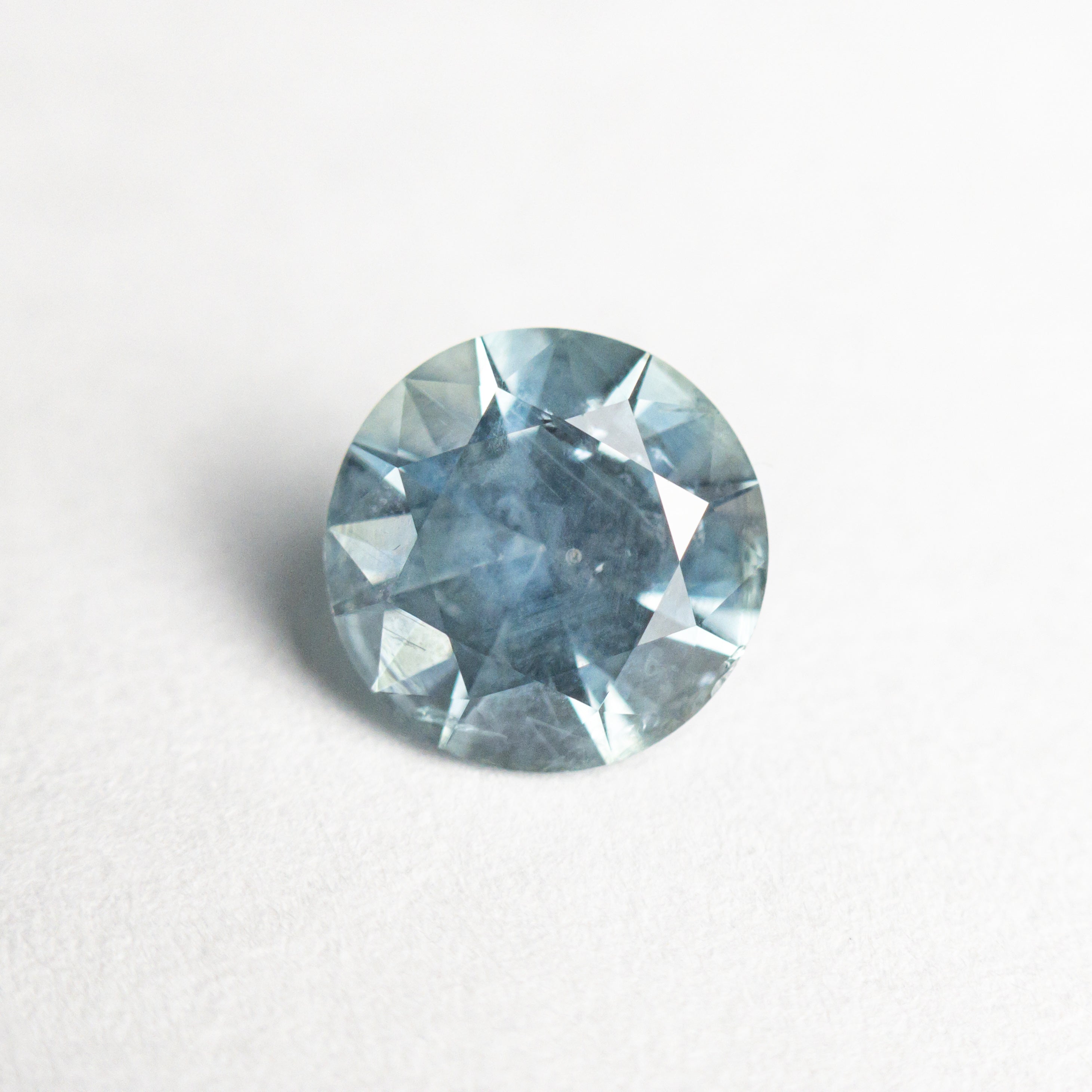 1.30ct 6.66x6.64x4.26mm Round Brilliant Sapphire 23686-09