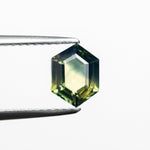 Load image into Gallery viewer, 1.05ct 7.22x5.47x3.08mm Hexagon Step Cut Sapphire 25067-04
