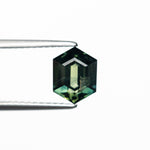 Load image into Gallery viewer, 1.52ct 7.69x5.93x3.81mm Hexagon Step Cut Sapphire 25381-02
