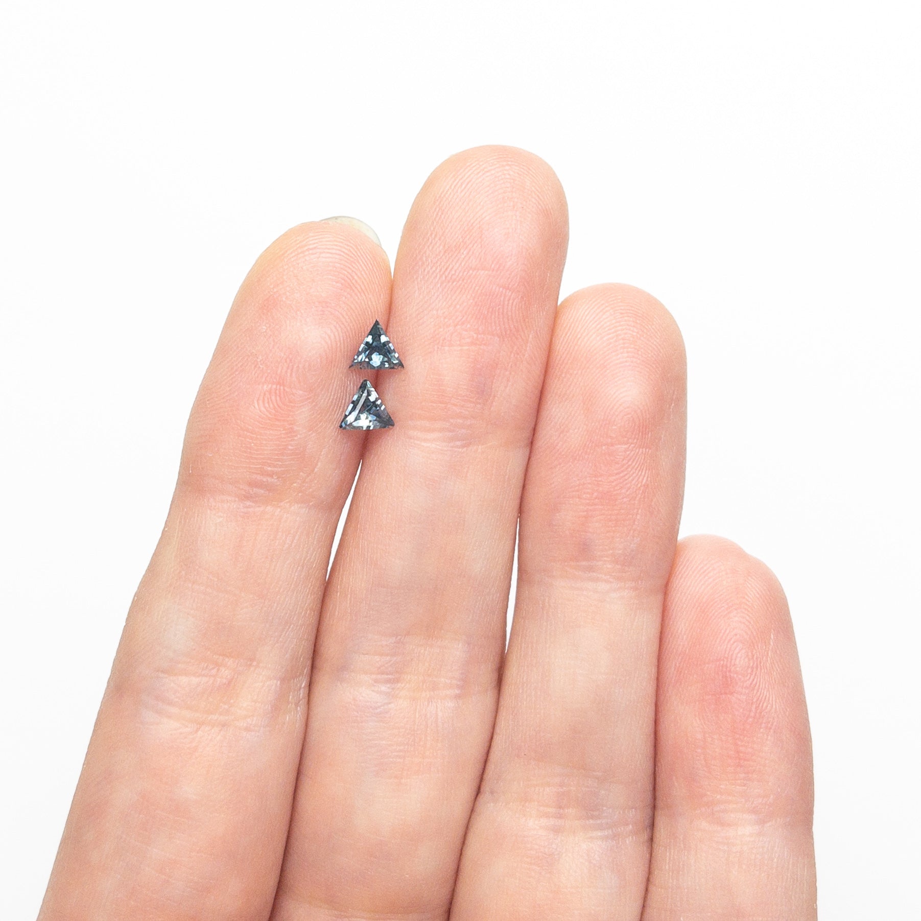 0.41cttw 2pc 4.02x3.92x2.16mm 4.00x3.98x2.15mm Triangle Step Cut Matching Pair Sapphire 26132-01