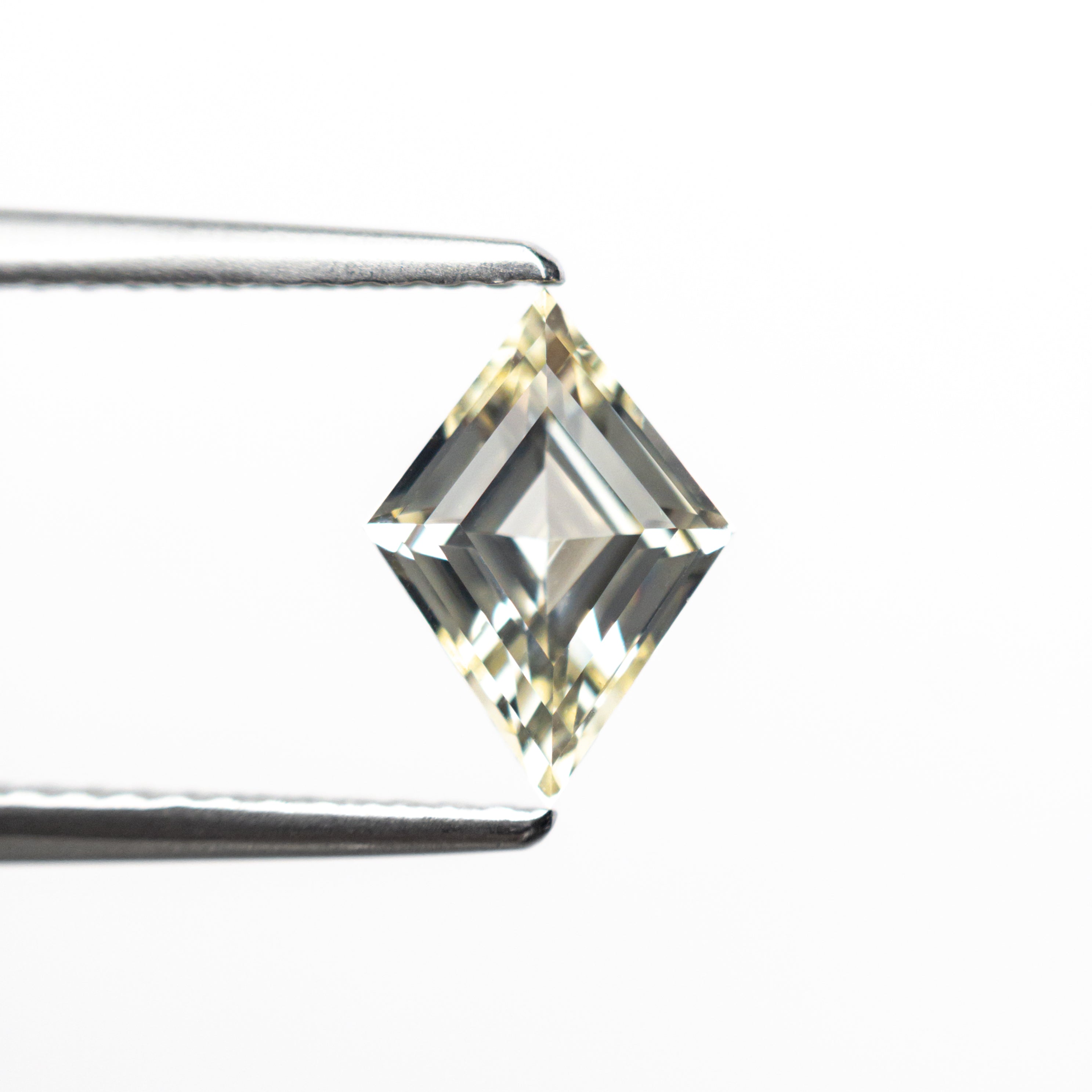 1.09ct 8.89x6.32x3.60mm Lozenge Step Cut Sapphire 26439-01