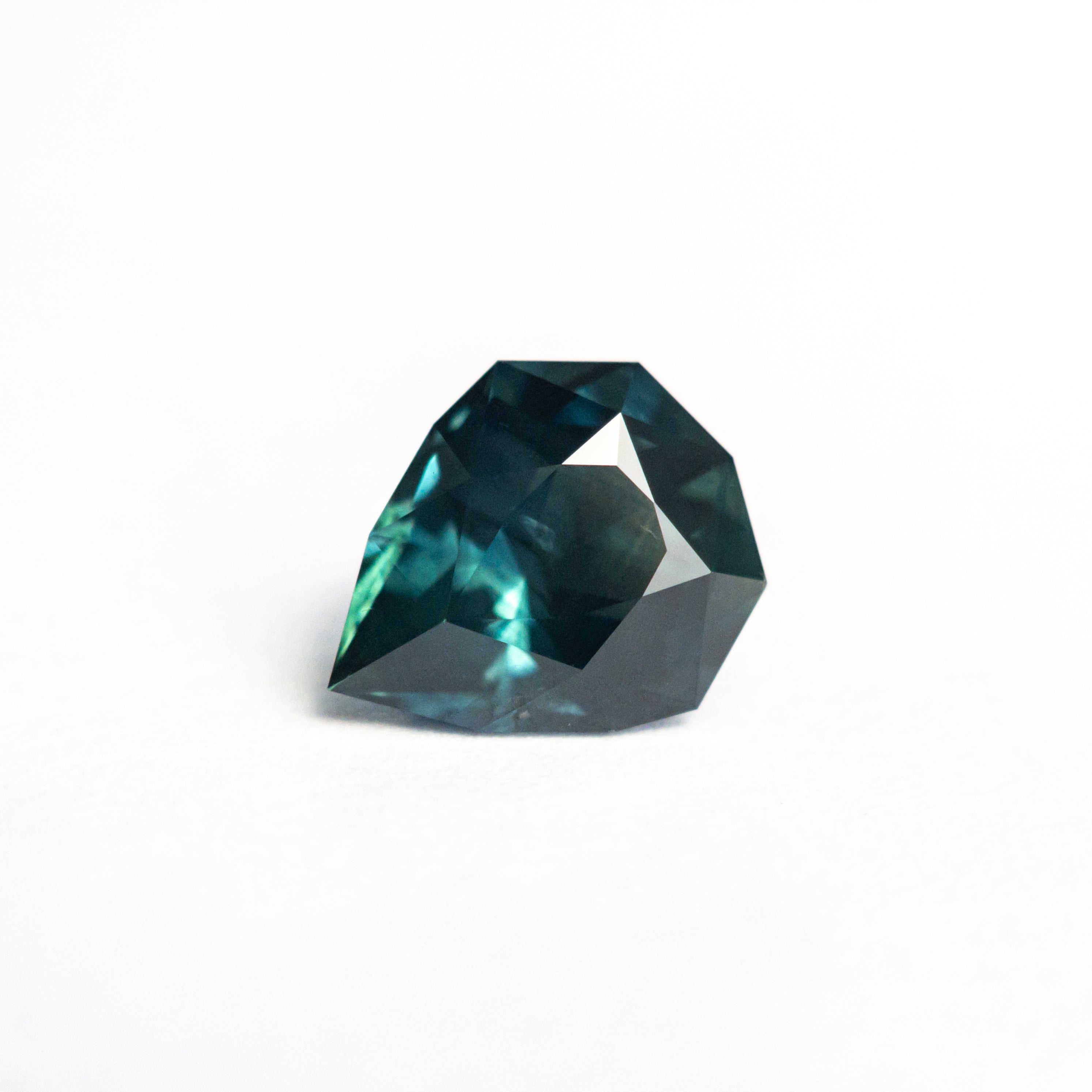 1.56ct 7.99x6.83x4.56mm Shield Brilliant Sapphire 26555-01