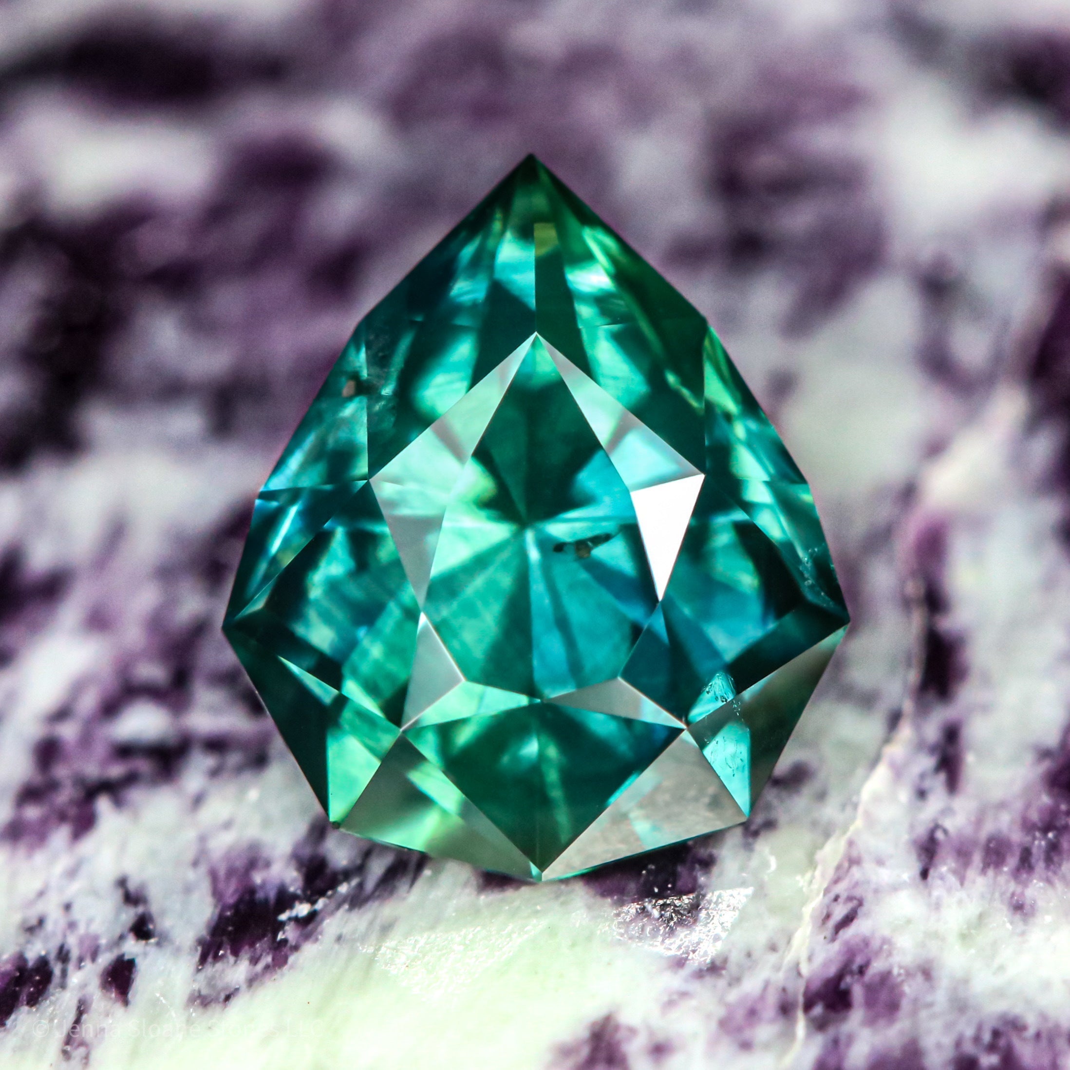 1.56ct 7.99x6.83x4.56mm Shield Brilliant Sapphire 26555-01