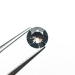 Load image into Gallery viewer, 0.65ct 5.47x5.43x2.99mm Round Brilliant Sapphire 26556-01
