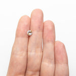 Load image into Gallery viewer, 0.67ct 5.41x5.34x3.15mm Round Brilliant Sapphire 26556-02
