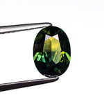Load image into Gallery viewer, 1.39ct 8.42x6.11x3.46mm Oval Brilliant Sapphire 26621-04
