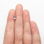Load image into Gallery viewer, 0.90ct 6.43x5.21x3.65mm Oval Brilliant Sapphire 26668-06
