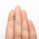 Load image into Gallery viewer, 1.29ct 8.19x5.99x3.93mm SI2 C7 Oval Brilliant 27107-01
