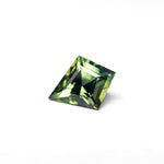 Load image into Gallery viewer, 0.99ct 8.27x6.51x3.90mm Kite Step Cut Sapphire 27138-05
