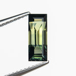 Load image into Gallery viewer, 1.42ct 9.72x3.88x3.62mm Rectangle Step Cut Sapphire 27330-01
