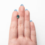 Load image into Gallery viewer, 1.99ct 7.98x6.09x4.95mm Oval Brilliant Sapphire 28307-01
