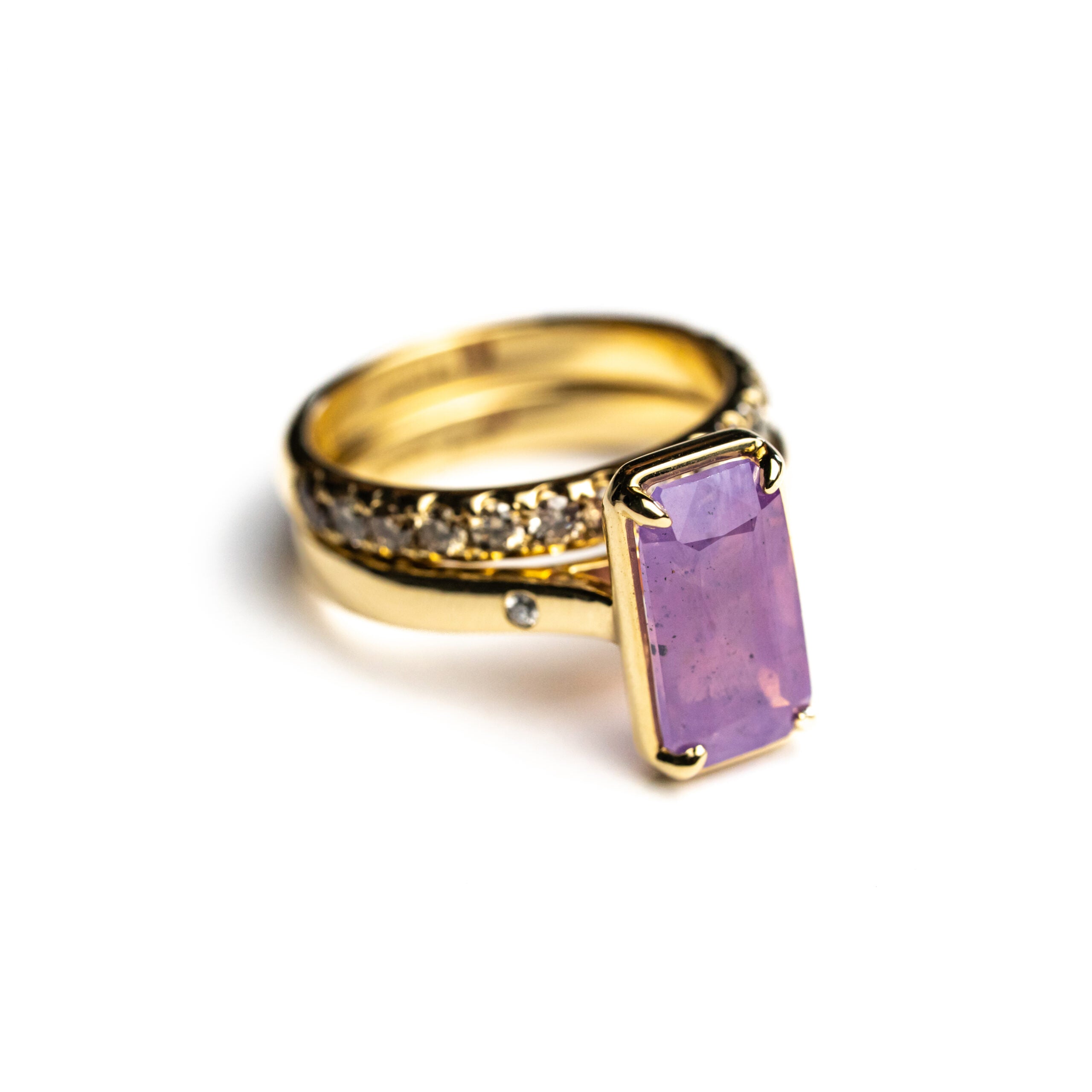14K Yellow Gold 4.01ct Cut Corner Rectangle Brilliant Natural Purple Sapphire Tempest Ring