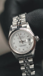 Load and play video in Gallery viewer, Rolex Ladies Datejust 26mm White 18K Gold Stainless Jubilee Watch 69174 Pre-Owned
