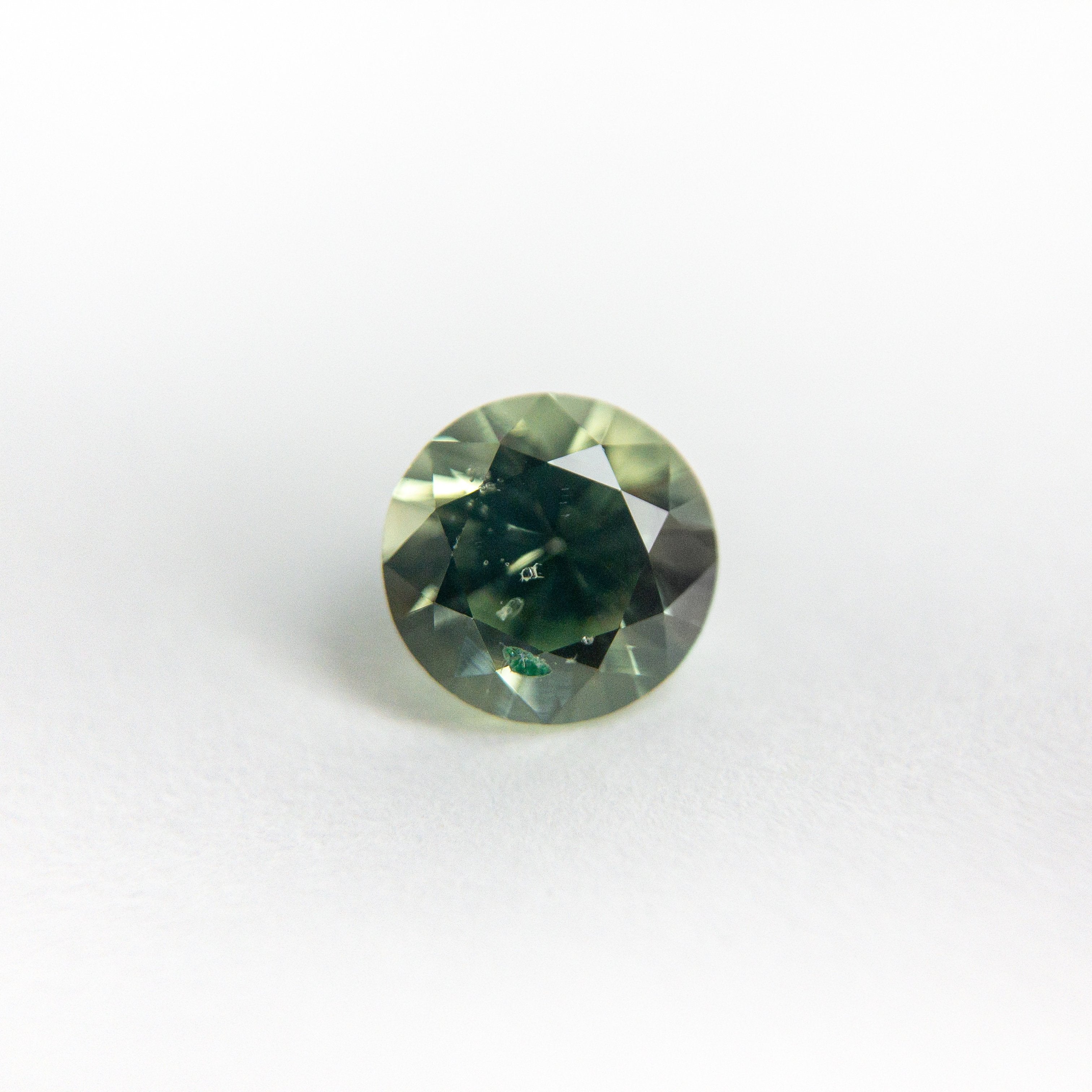 0.78ct 5.47x5.40x3.70mm Round Brilliant Sapphire 18973-07