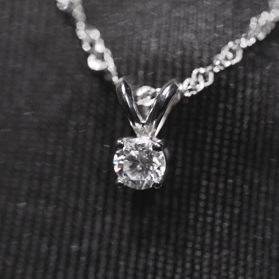 18K 4 Prong V Shape Diamond Pendant