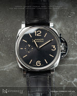 Load image into Gallery viewer, Panerai LUMINOR Manual Wind 42mm Watch - Pam 676 Pre-Owned
