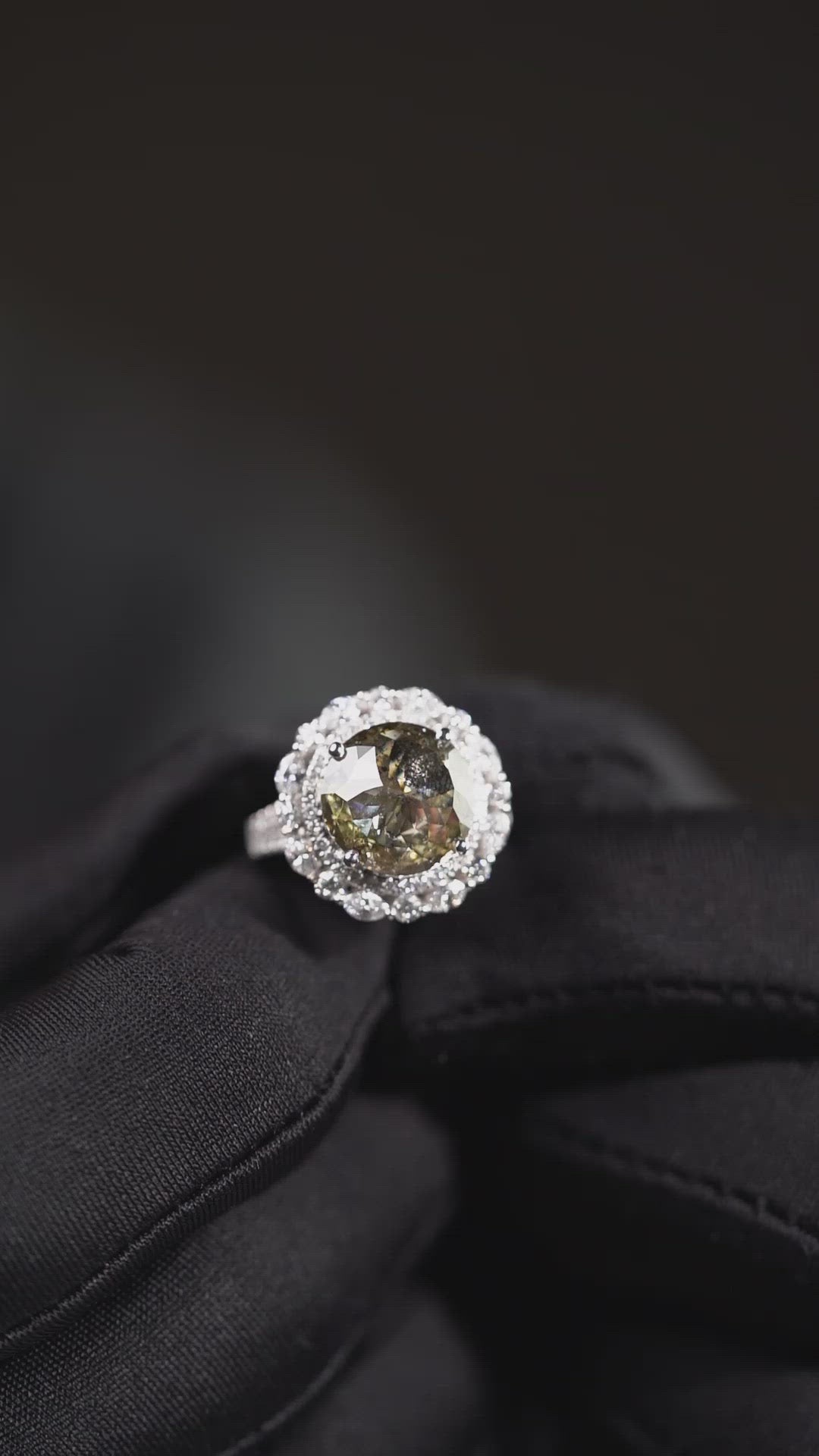 Fancy Yellowish Green Rose Cut Diamond Ring 18K White Gold