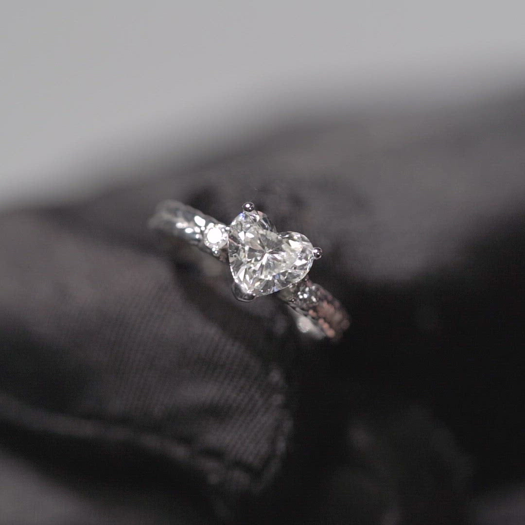 18K White Gold 1.26CT Heart Shape Diamond Ring